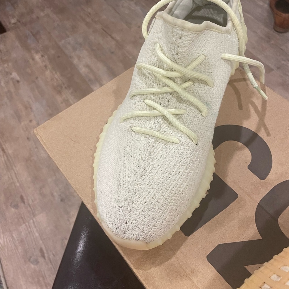 Yeezy Boost 350 V2 Butter